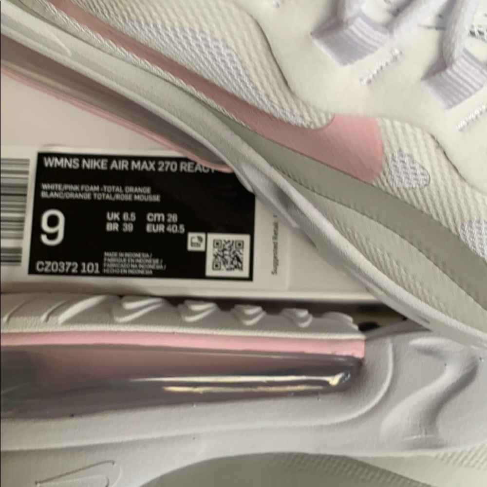 WMNS NIKE AIR MAX 270 REACT white/pink foam-total - Picture 12 of 16